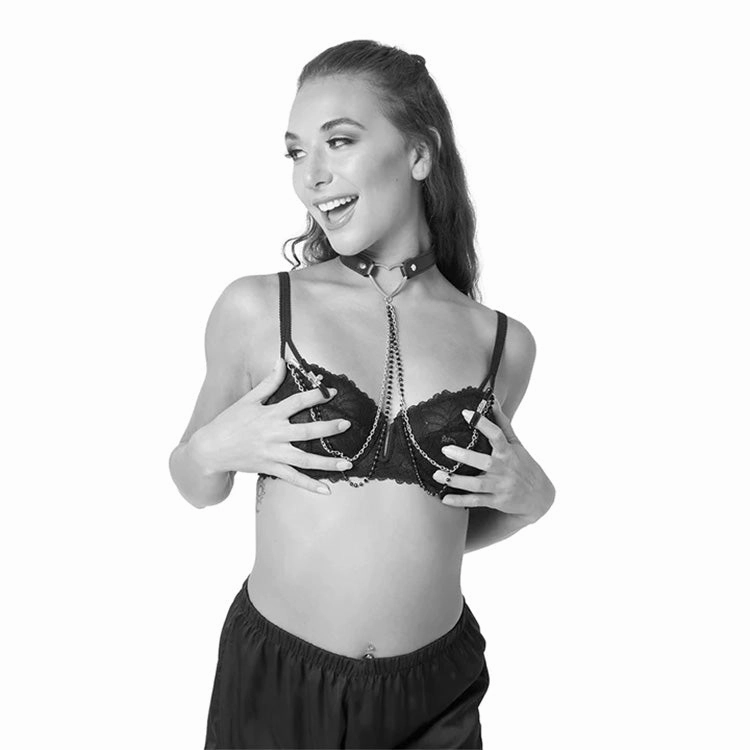 Amor Collar with Nipple Clamps